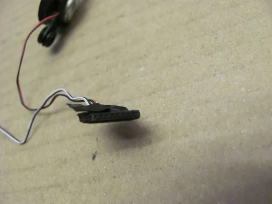 номер0339-8 динаміки DNCCG04E001 для Toshiba Satellite C70D, C75D Dynamics speakers оригінал Де купити