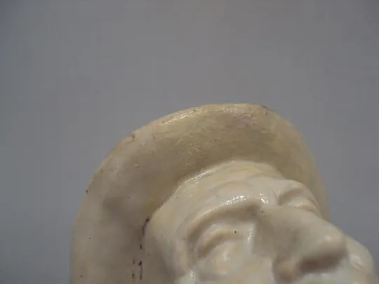 Фигура фарфор статуэтка Артель бюст агроном Иван Мичурин в шляпе высота 13 см, длина 15 см №14018 Характеристики