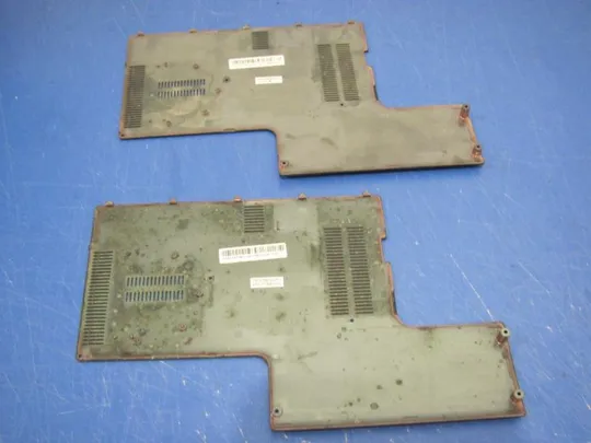 №228-1 сервісна кришка 13N0-XXP0621 для Medion Akoya P6631 E6234 E6222 DNS A15FD 0164781 оригінал З аукціону