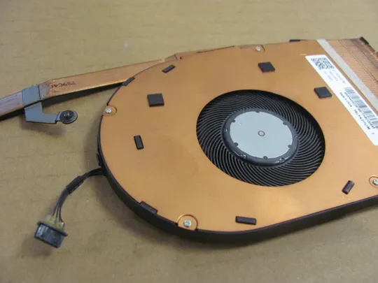 762-5 Вентилятор (кулер, FAN) AT1AD003VV0 01YU196 для Lenovo Thinkpad T590 P53S оригінал З аукціону