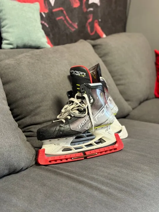 Ковзани Bauer Vapor HyperLite 9.5 Fit2 — в гарному стані Недорого