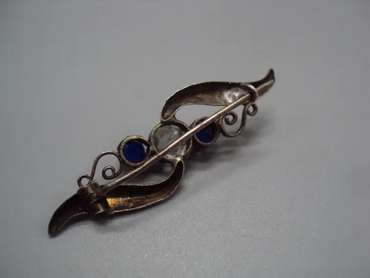 Брошка с белой и синими вставками брошь серебро вес 3,39 г 5,2 см (застежка плохо держит) №15801 Недорого