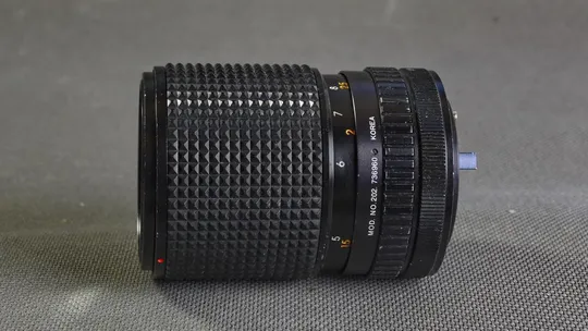 Телеоб'єктив AUTO Sears Macro MC 135mm/2,8 Ф52мм крепление байонета Canon FD Вживане Де купити