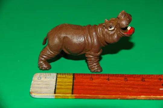 бегемот ТВАРИНИ животные Гонконг Ціна