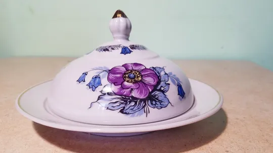 Маслянка масльонка стара радянська порцеляна Суми Вживане Інтернет-аукціон