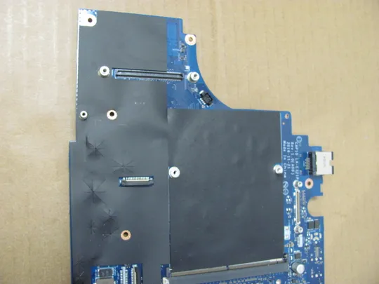 Купити номер0908-9 материнська плата CAP10 LA-E321P SR32N  i7-7820HQ для DELL Precision 17 7710 7720  оригінал