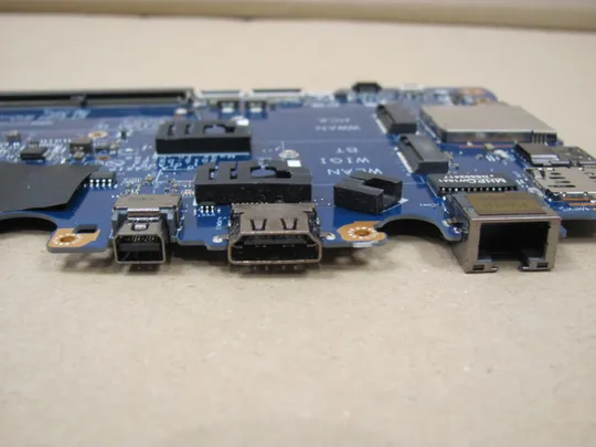 594-18  материнська плата AAZ60 LA-C461P   i5-6300U SR2F0   для Dell Latitude E7470  7470 оригінал в Україні