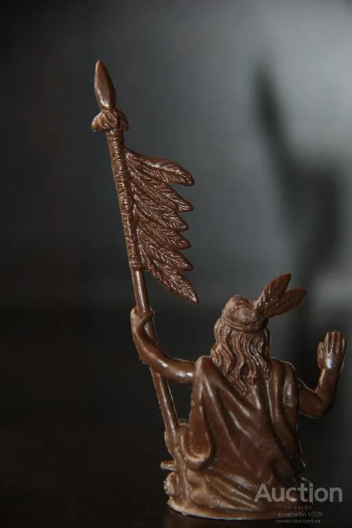 Купити сидящий индеец с копьем Atlantic 65-70мм