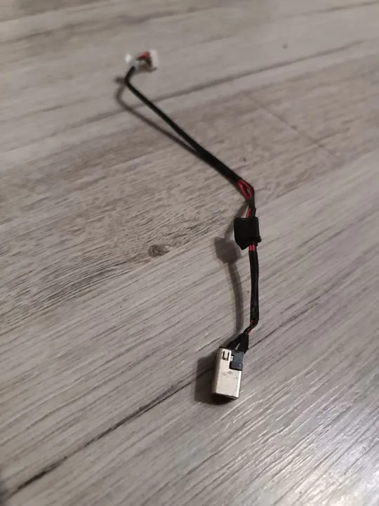 Роз'єм живлення для ноутбука Acer Aspire E5-511 E5-521 E5-551 V5-511 Ціна