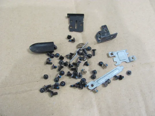 584-18 комплектуюче гвинти для Dell LATITUDE E5570  оригінал Ціна