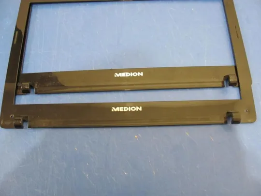 номер0024-28 Рамка матриці matrix frame Окантовка дисплея Рамка екрана Корпус рамка матриці  60.4GU09.002 для MEDION AKOYA P6622 оригінал Недорого