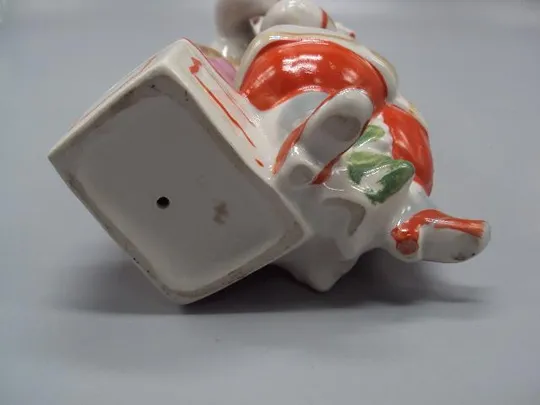 Фигура фарфор Полонное ЗХК баба на сундуке А мій милий чорнобривий пара двое на сундуке 23 см №10538 Характеристики