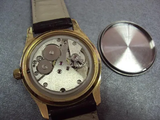 часы наручные от кучмы с днем победы №227 Де купити