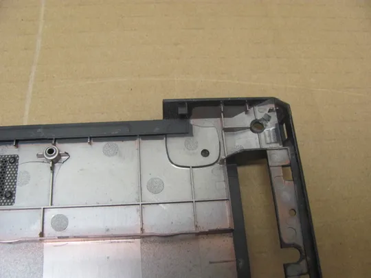 номер0941-8 Кришка дно піддон корпуса Нижний корпус (дно) для ноутбука Низ 460.08B0I.0002 5CB0M44667 для Lenovo V110-15IKB V110-15ISK оригінал Продаж