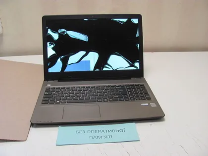 фото, 5361 MEDION AKOYA E6415 Pentium 3558U НІМЕЧЧИНА