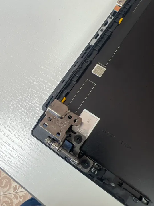 Купити Петлі.Lenovo Thinkpad E15