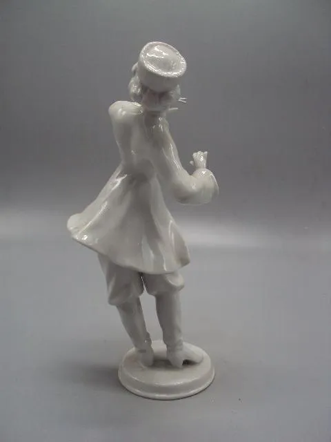 Фигура фарфор статуэтка Wallendorf Германия Валлендорф девушка казачка танцует казашка 21,5 см №72 Де купити