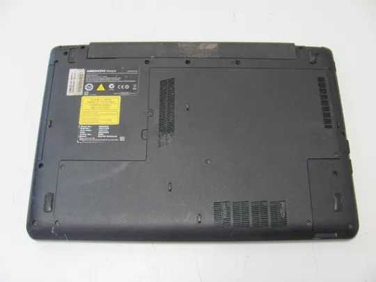 4126 MEDION AKOYA E6412T Pentium 3558U  НІМЕЧЧИНА Де купити