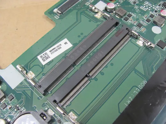 739-3 материнська плата DA0ZRTMB6D0 SR27G  i3-5005U для Acer Aspire E5 E5-573T F5-571 E5-573 E5-573G оригінал Де купити