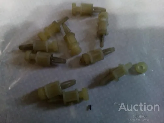 Купити Монтажні стойки капронові 1см ЛОТ 10ШТ