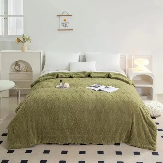 Плед-покрывало двухстороннее на эко-овчине Dushka Home 20874 200х230 см оливковый Ціна