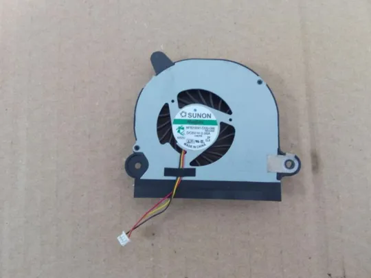 №324-1 кулер, FAN DC28000AYS0 0Y5HVW для Dell INSPIRON 5520 7520 оригінал Ціна