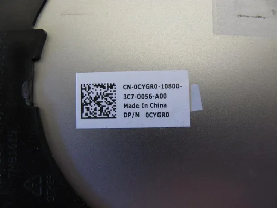 378-20 Кришка панель палмрест 0CYGR0 для DELL INSPIRON 17 7000 7737 оригінал З аукціону