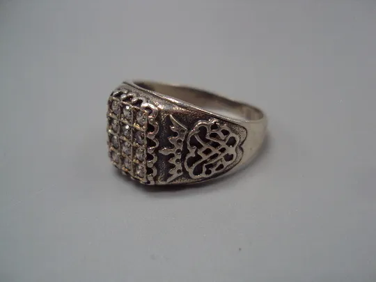 Кольцо белые вставки печатка корона печать серебро 925 проба Украина вес 7,06 г 21,5 размер №15449 Характеристики