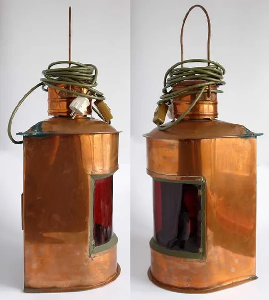 Ліхтар бортовий лівий червоного світла мідь 1950-ті Зах. Німеччина Де купити