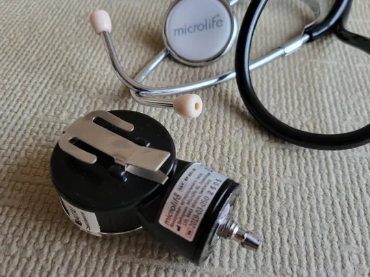 Фонендоскоп и манометр Microlife. Новые Продаж