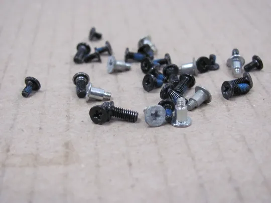 номер0105-22 комплектуюче гвинти  для ASUS N75S N75SF N75SL X7DSF X7DSL N75  оригінал Продаж