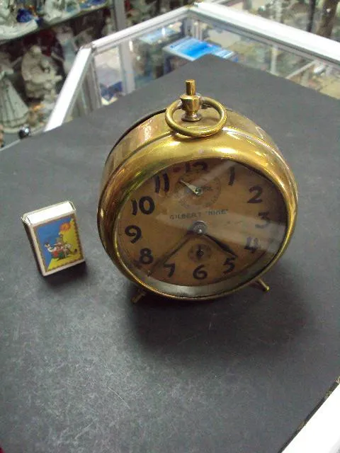 часы настольные будильник gilbert nine (№ 1071) Недорого