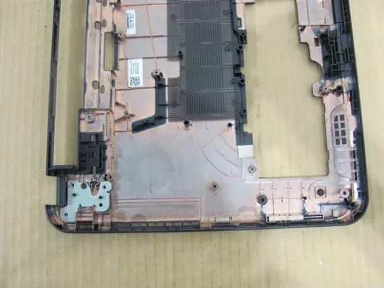 номер0165-32 Кришка, дно, піддон корпуса 064XVX для Dell Inspiron 15 3521 2521 3537 оригінал Недорого