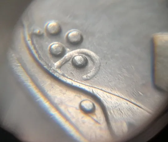 (5944) 50 копійок 2013 брак "ПІДКОВА" у 6 гроні на реверсі (50 копеек 2013 подкова) Де купити