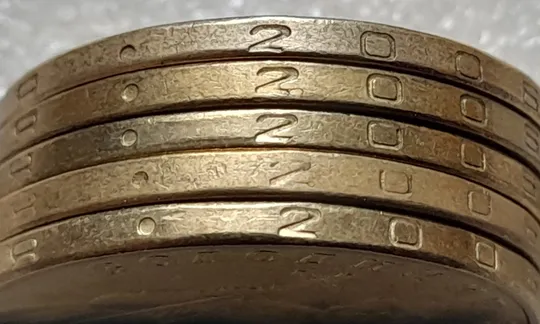 (1888) Набір 1 гривня 2006 викрошки у &#039;2&#039; року випуску на гурті (всі різні) - 5 монет одним лотом (1 гривна 2006 брак) Ціна