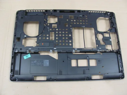 632-2  Кришка дно піддон корпуса 03K8M9 AM1DI000B01 для Dell Precision 7510 7520 P53F оригінал Характеристики