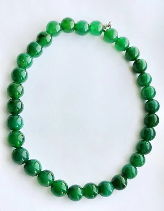 Красивое колье из зеленого нефрита или жадеита, крупные бусины из натуральных камней dn956 Ціна