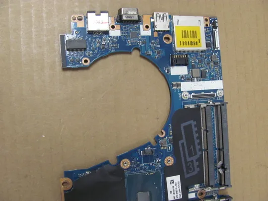 802-6 материнська плата APW50 LA-C381P 848219-001 SR2FQ  i7-6700HQ  для HP Zbook 15 G3 G4 оригінал Де купити