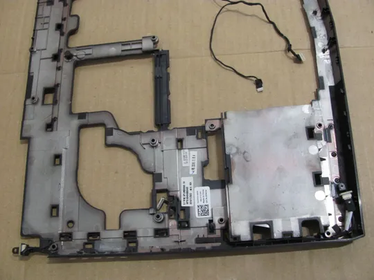 577-1 Кришка дно піддон корпуса AP1JM000500 0F9V34 для DELL Alienware 15 R3, оригінал Торговий майданчик