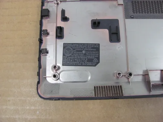 номер0248-9 Кришка дно піддон корпуса 00MRCR  для Dell Vostro 15-3000 V3562 3565 V3568 оригінал Інтернет-аукціон