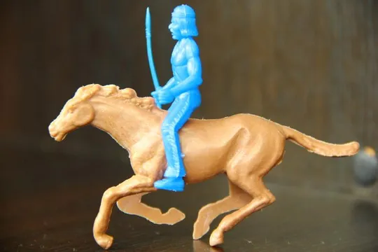 индеец с копьем на коне 50-52мм MPC США З аукціону