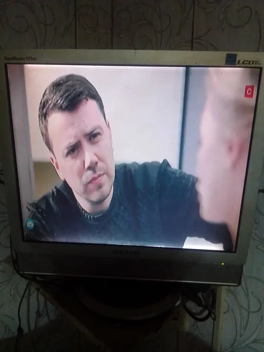 телевізор самсунг 20".скарт,вга,хдмі Ціна