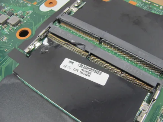 856-7 материнська плата DP710 NM-B121  SR32N  i7-7820HQ для  LENOVO Thinkpad P70 P71 оригінал Де купити