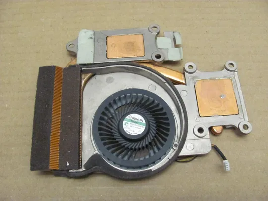 547-10 система охолодження AT0HB002SS0 для LENOVO IdeaPad Y570, Y570A, Y570G, Y570N, Y570Pоригінал Де купити