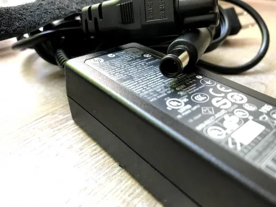 Блок питания 40W 19V 2.05A для ноутбука HP Mini 210 Ціна