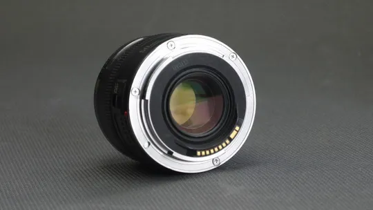 Купити Об'єктив Canon Compact-Macro Lens EF 50mm 1:2.5 Japan Ф52mm для макросъемки 1:1 (24x36mm) Вживане