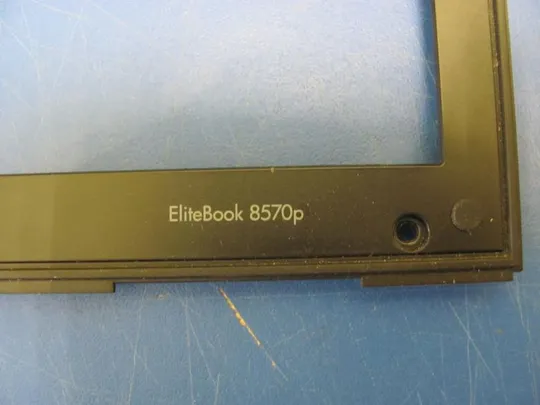 №12-3 рамка матриці 686304-001 для HP Elitebook 8570p оригінал Де купити