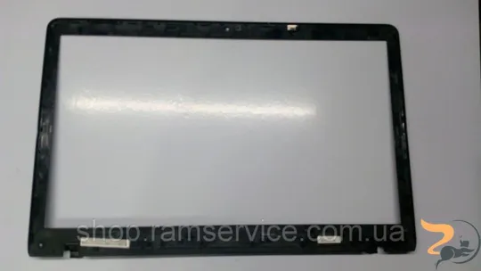 Рамка матриці корпуса для ноутбука SAMSUNG Series NP350E7C, NP355E7C, FA0RW000200, AP0RW000100, б/в Ціна