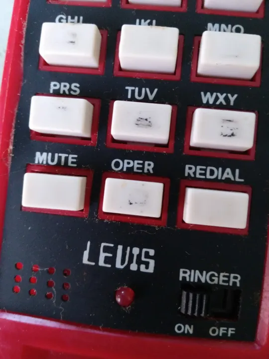 Телефон Levis Продаж