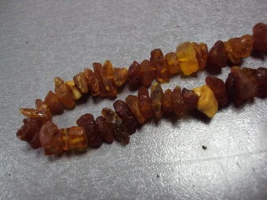 Бижутерия бусы в один ряд янтарь длина 43 см №13473 З аукціону